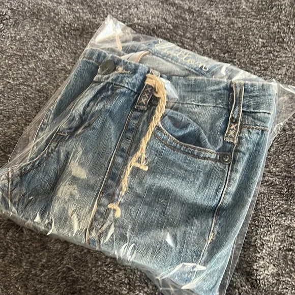 INDUSTRIAL COTTON BLUE JEANS JUNIOR SIZE 7 VINTAGE RARE EMBROIDERED BELT LOOPS - Picture 17 of 17